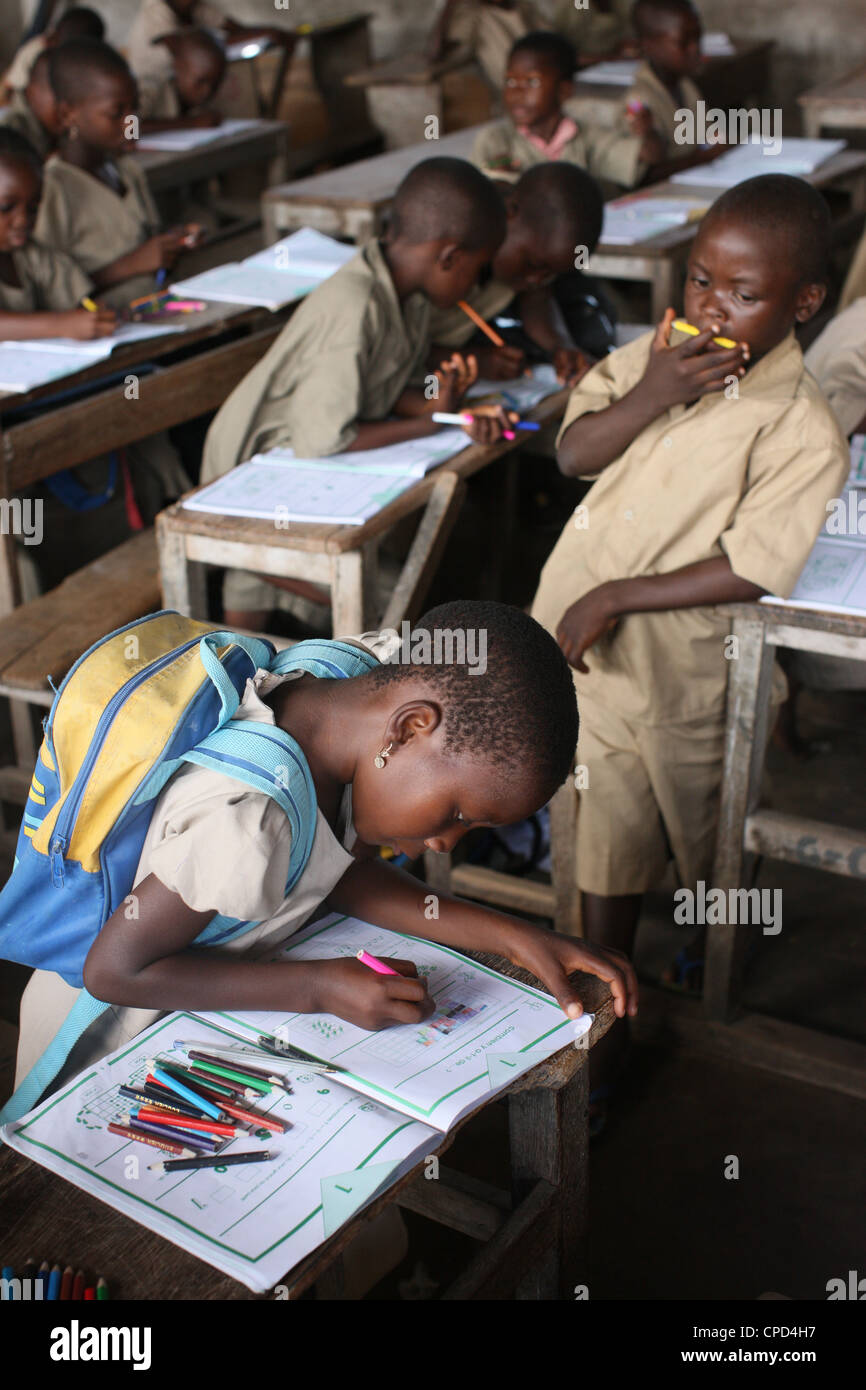 L'école primaire en Afrique, Lomé, Togo, Afrique de l'Ouest, l'Afrique Banque D'Images