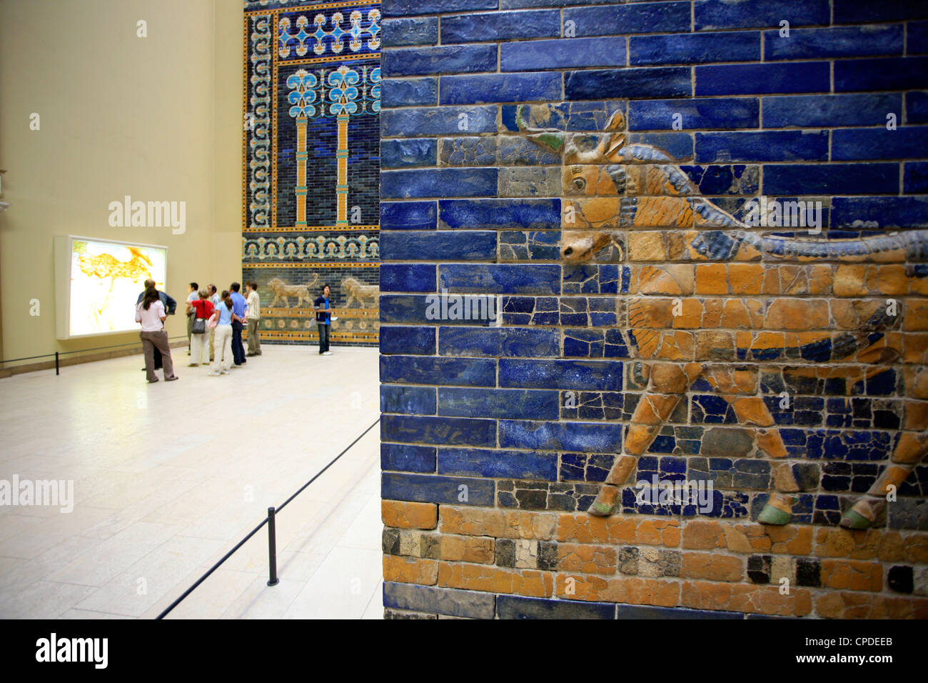 Détail de la porte d'Ishtar, Musée de Pergame, Berlin, Germany, Europe Banque D'Images