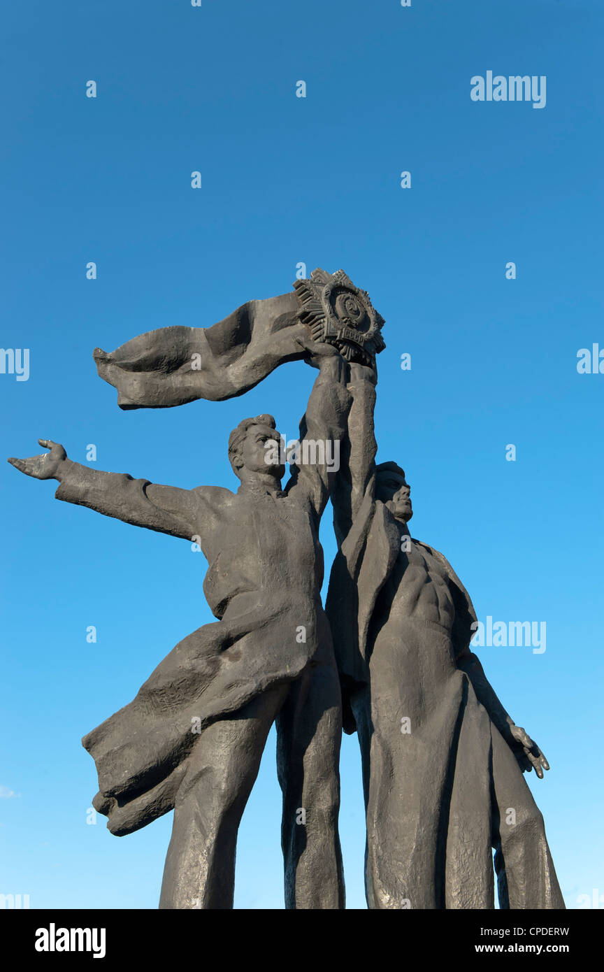 Monument à l'amitié des nations, Kiev, Ukraine, l'Europe Banque D'Images