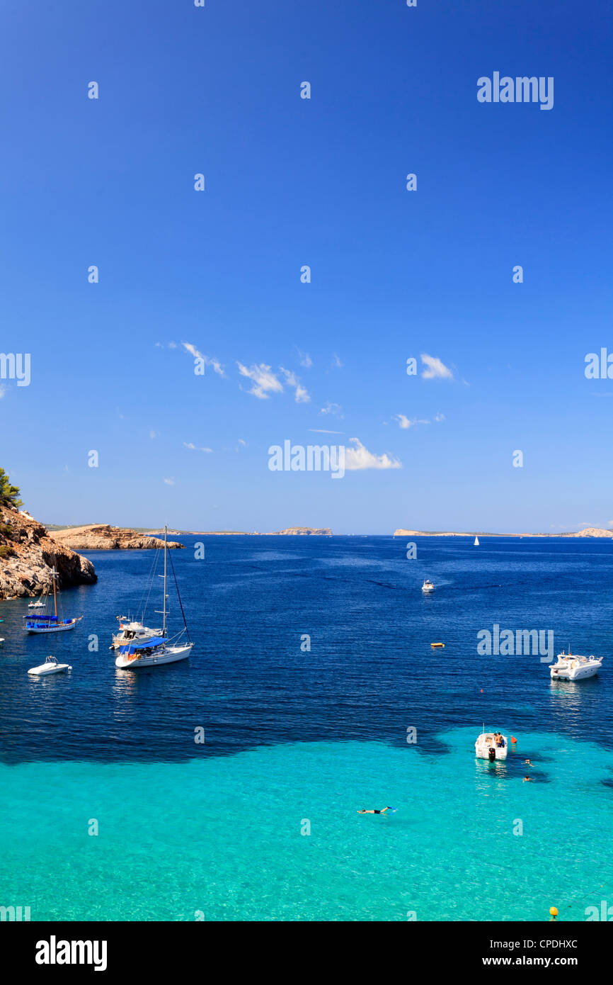 L'Espagne, Îles Baléares, Ibiza, Cala Salada Beach Banque D'Images