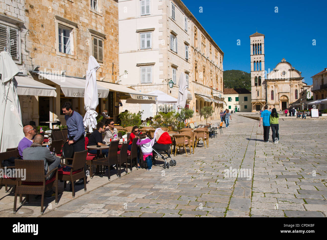 Trg Sv , place principale la ville de Hvar Hvar Island Dalmatie Croatie Europe Banque D'Images