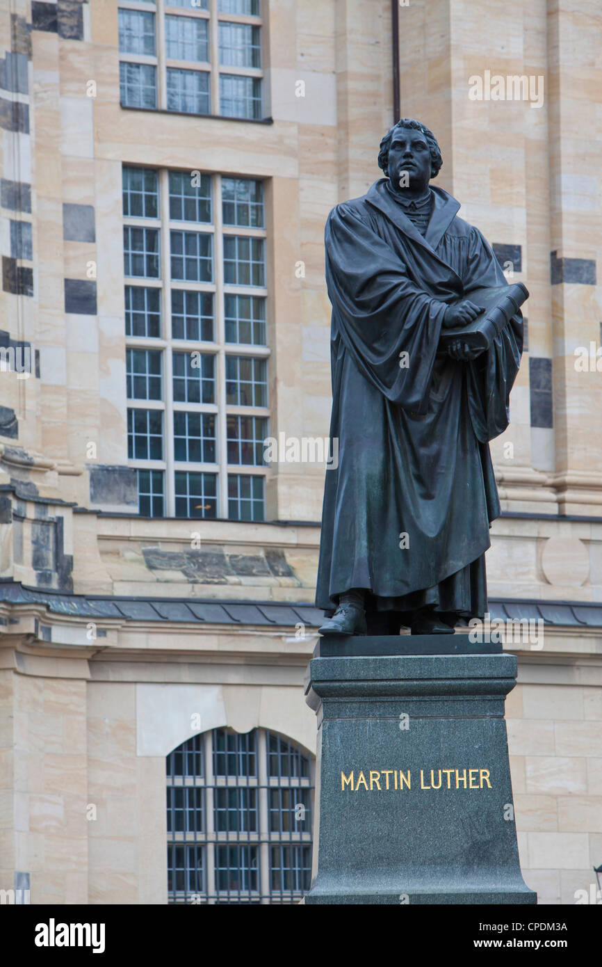 Statue de Martin Luther à Dresde, Saxe, Allemagne, Europe Banque D'Images
