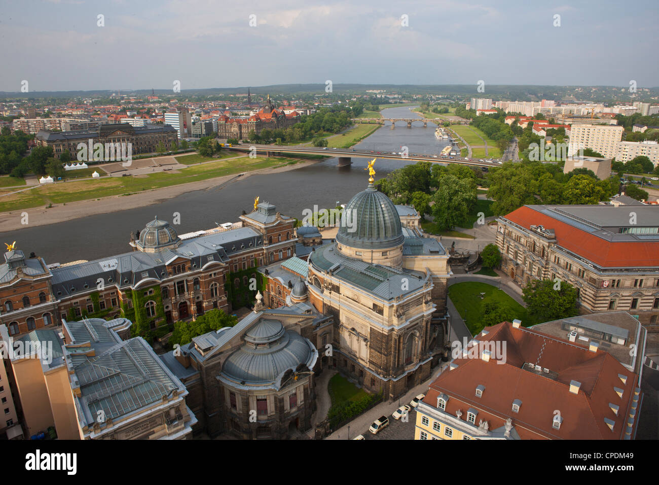 Vue sur la ville et de l'Elbe, Dresde, Saxe, Allemagne, Europe Banque D'Images