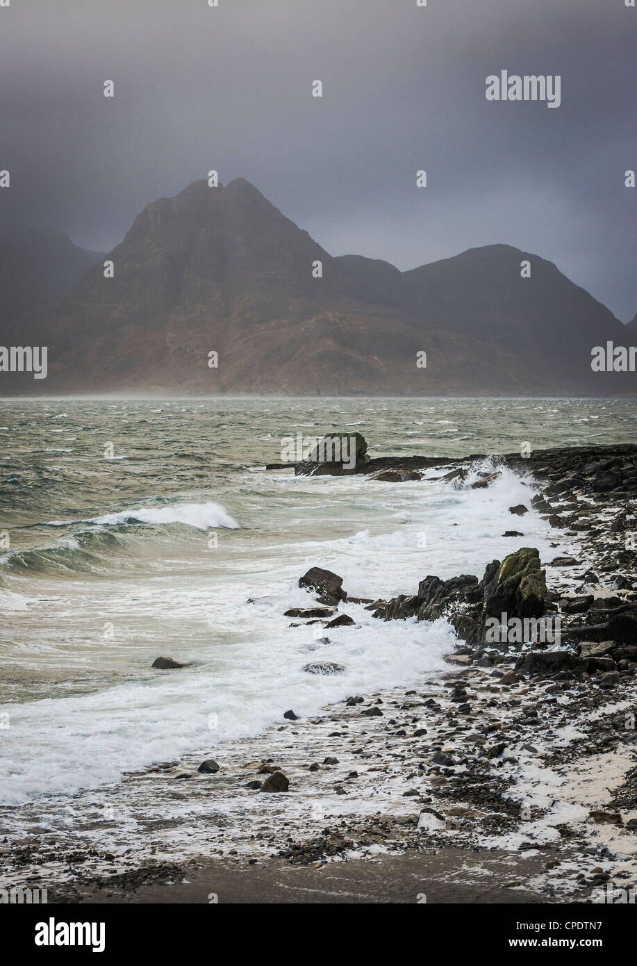Elgol et les Cuillin au lever du soleil, l'île de Skye, Hébrides intérieures, Highlands, Scotland, UK Banque D'Images
