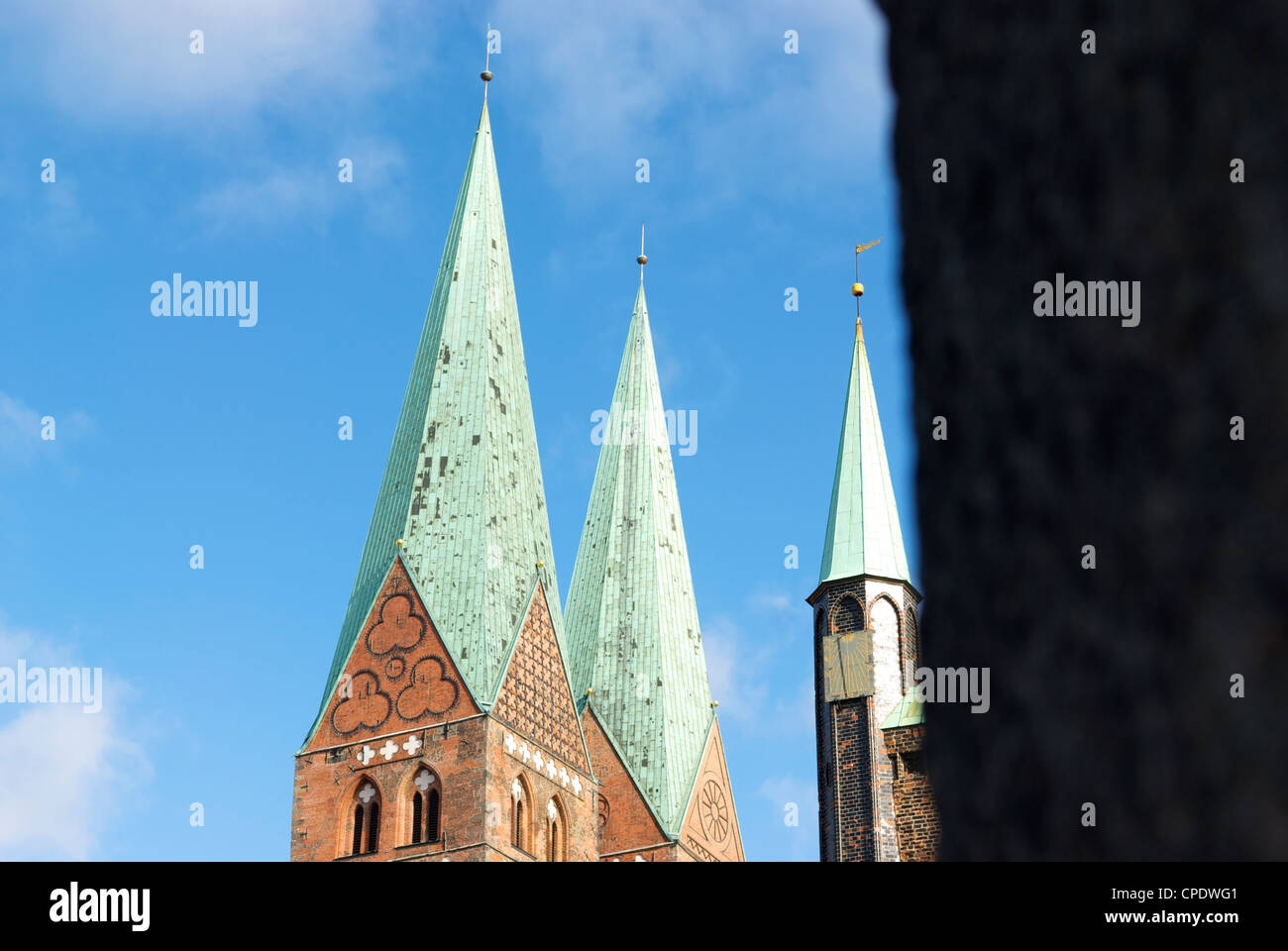 UND RATHAUS À LÜBECK MARIENKIRCHE Banque D'Images