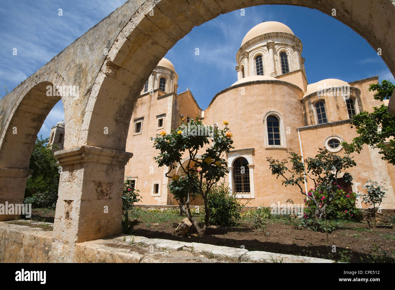 L'intérieur de l'église du monastère complexe, Chania, Crete région, îles grecques, Grèce Banque D'Images