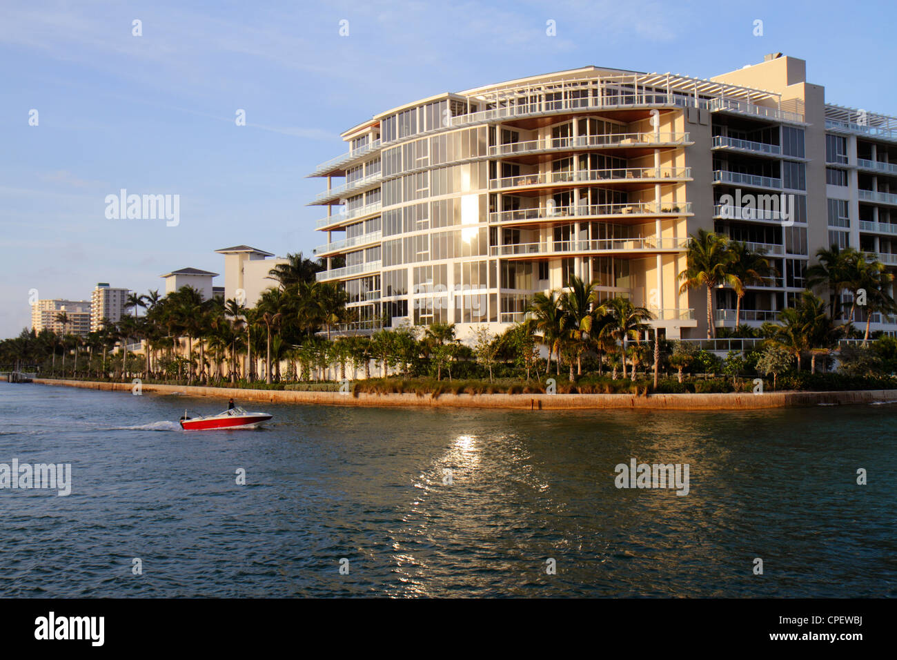 Boca Raton Florida, Palm Beach County, eau de Boca Inlet, Waldorf ...