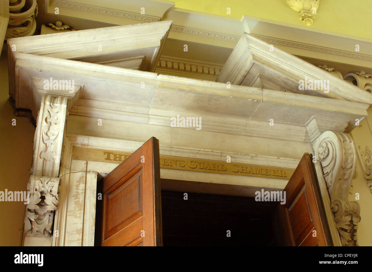 Haut de la porte, Hampton Court Palace, Londres, GB Banque D'Images