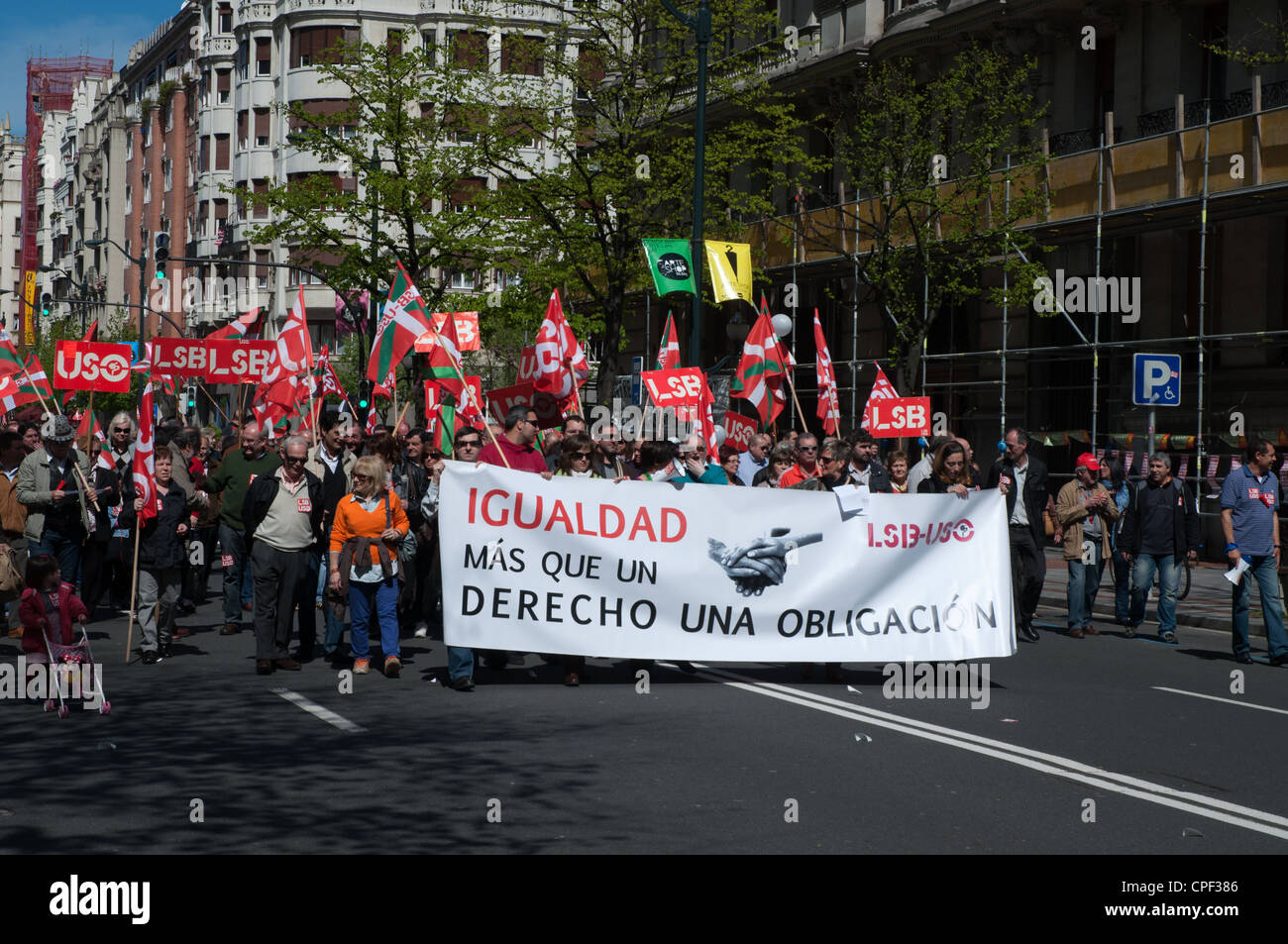 La Fête du travail Bilbao Espagne manifestations pacifiques à travers les rues du centre-ville Banque D'Images