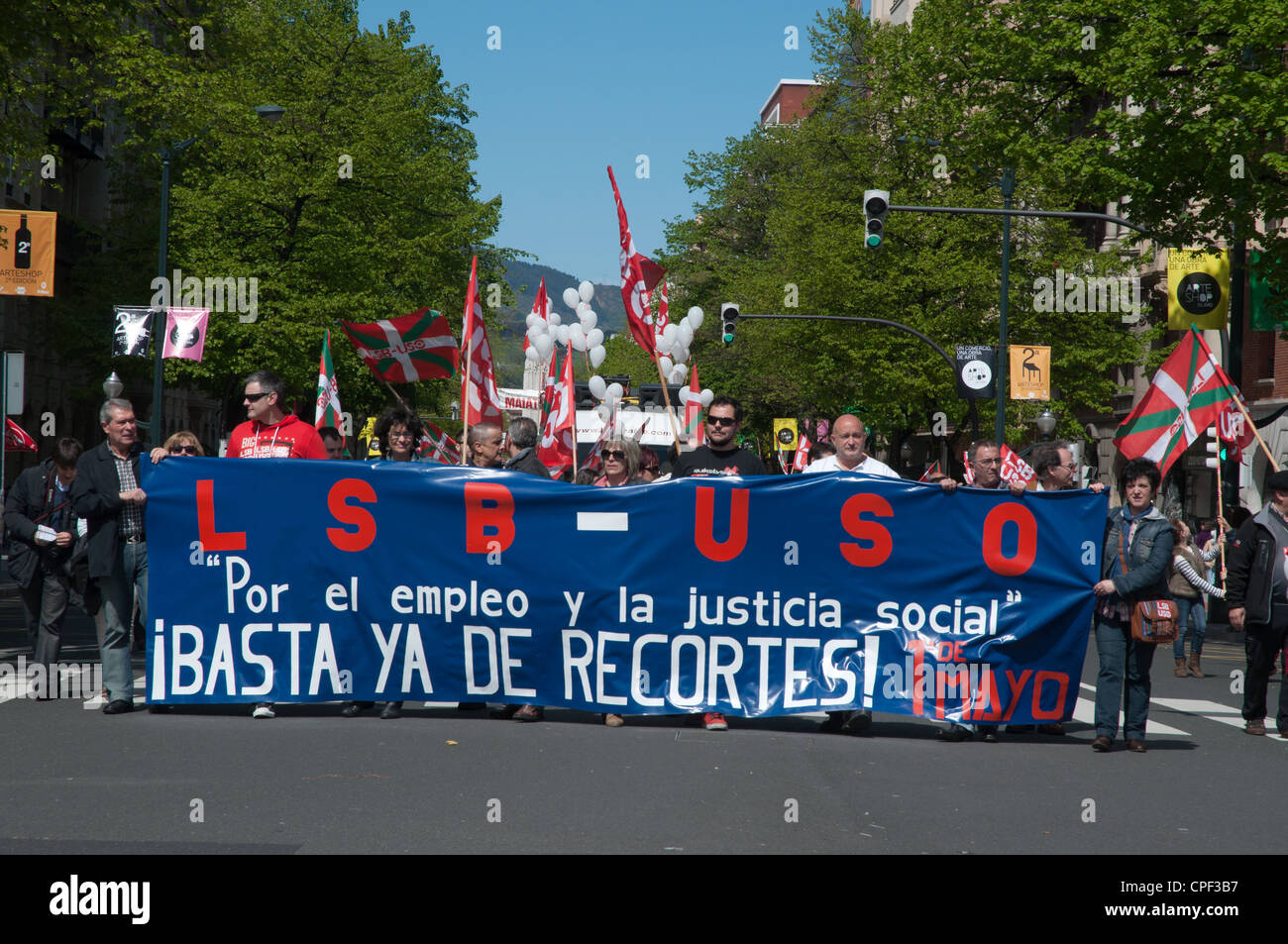 Des manifestations de la Fête du travail sur les rues de Bilbao Pays Basque Espagne Banque D'Images