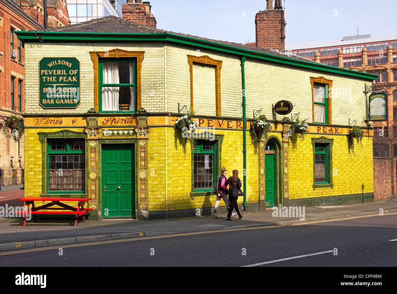Peveril of the Peak pub, Great Bridgewater Street, City Centre, Manchester, Angleterre, RU Banque D'Images