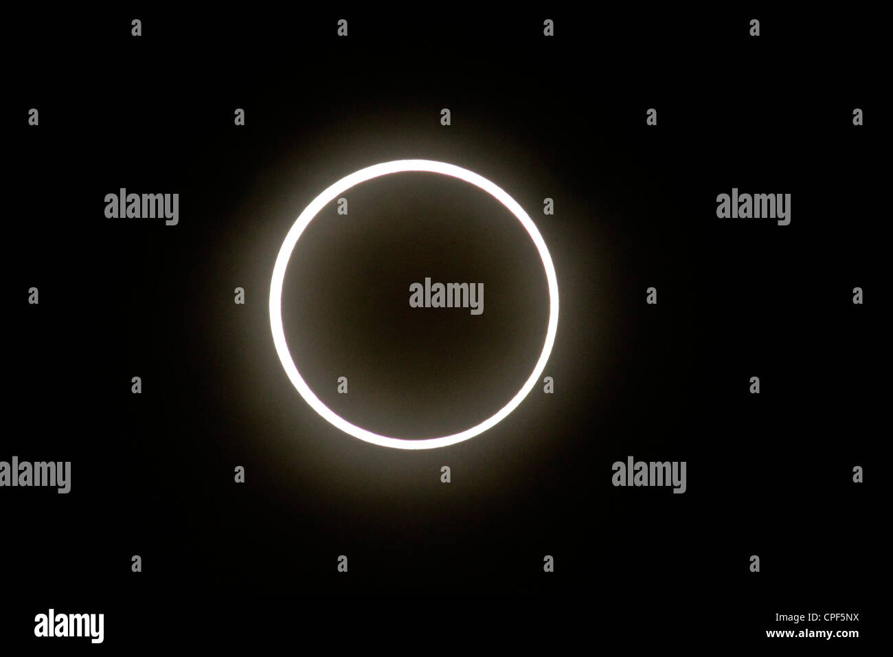 L'éclipse annulaire du 21 mai 2012 vu à Tokyo au Japon Banque D'Images