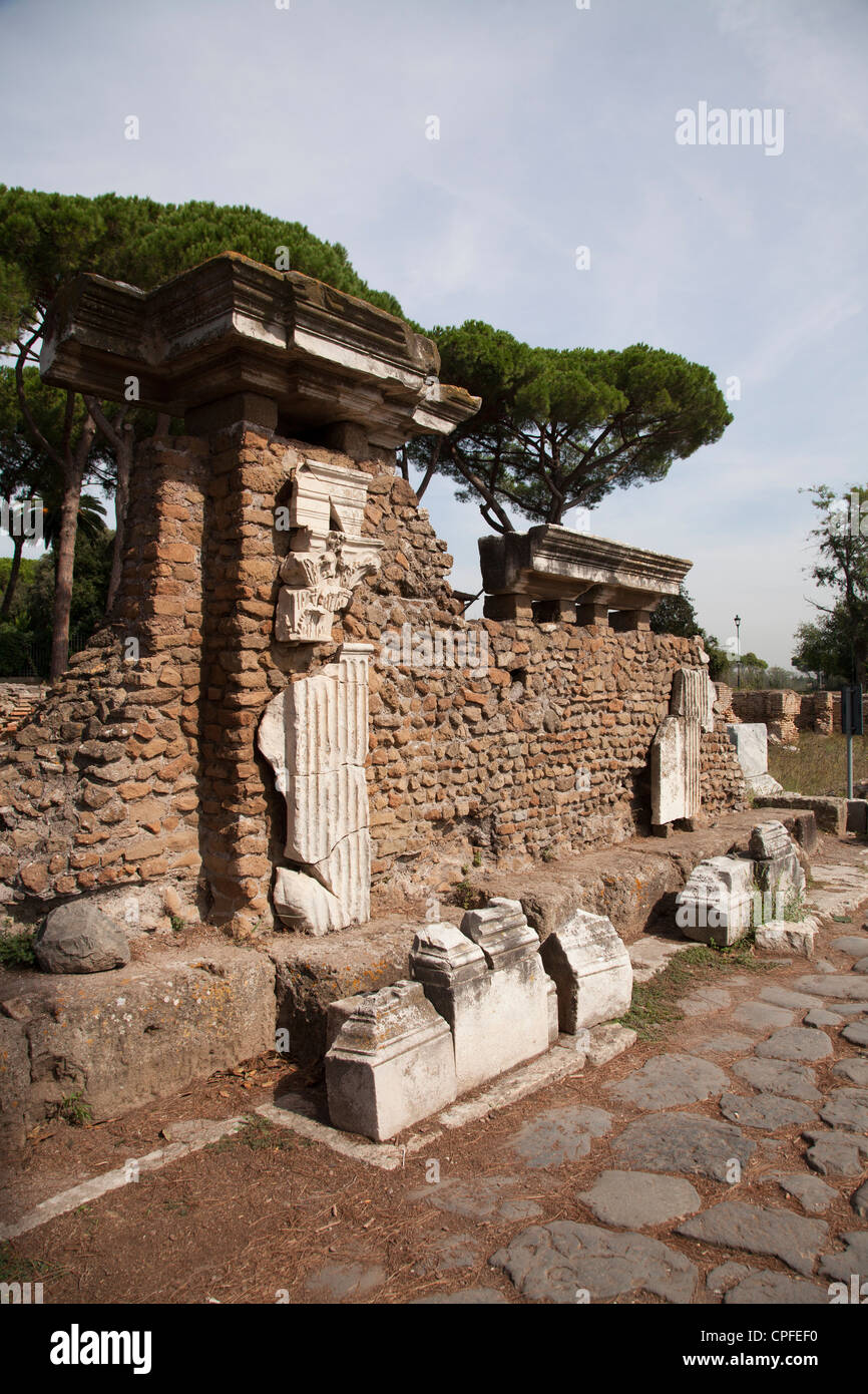 Des fragments de Porta Romana à l'ancien port romain d'Ostie ruine ville près de Rome Banque D'Images