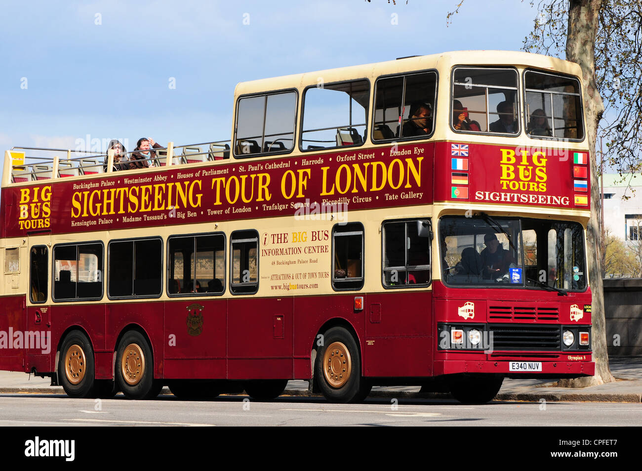 Open top bus de tourisme, Londres, Angleterre Banque D'Images
