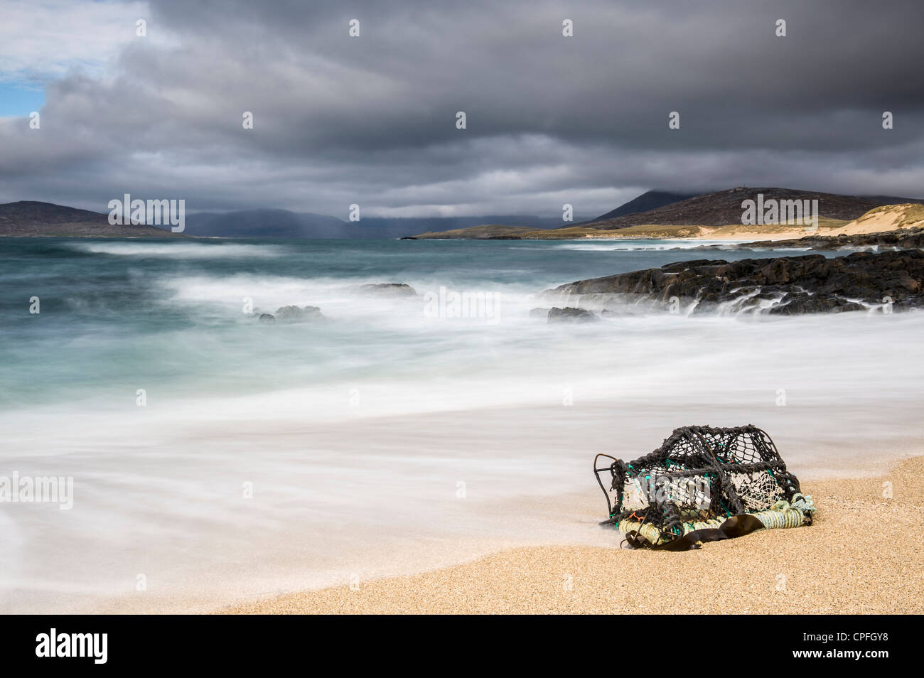 Lobster Pot vers le rivage, Scarista, Isle of Harris Banque D'Images