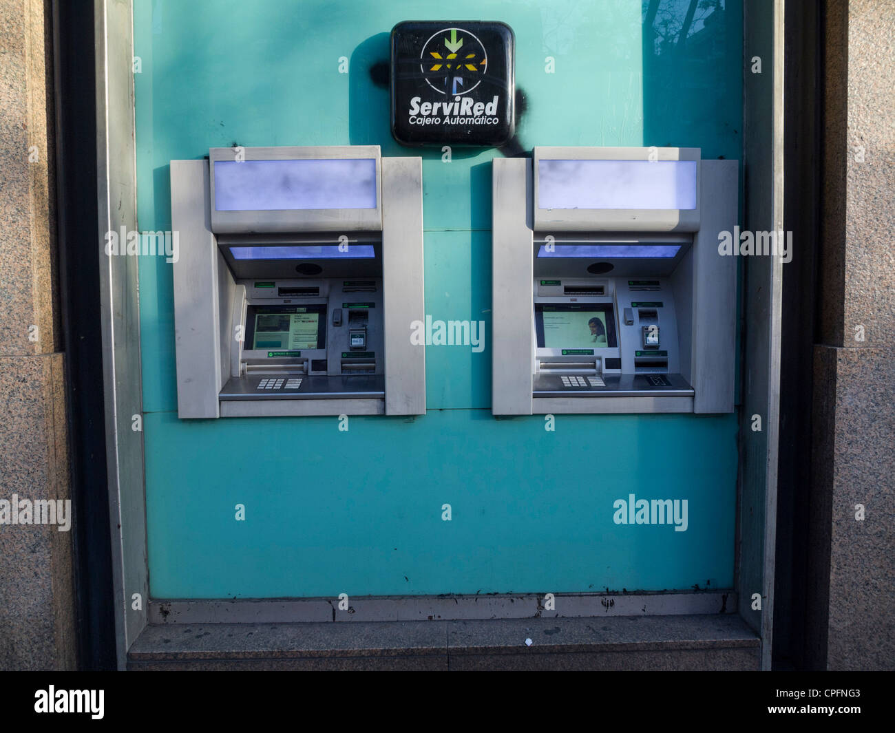 Des distributeurs automatiques de billets, Madrid, Espagne Banque D'Images