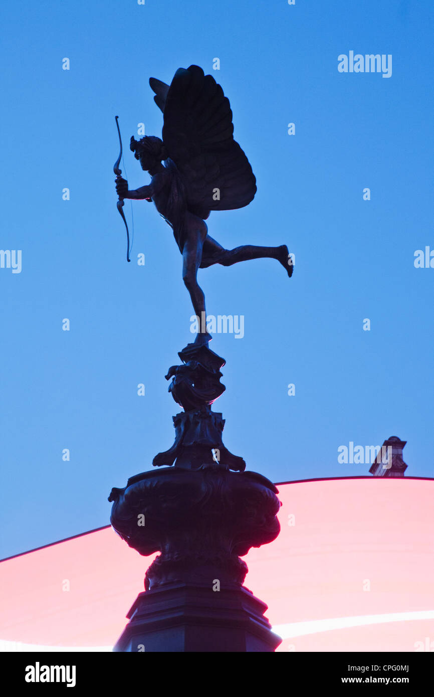 L'Angleterre, Londres, Piccadilly Circus, Eros Statue Banque D'Images