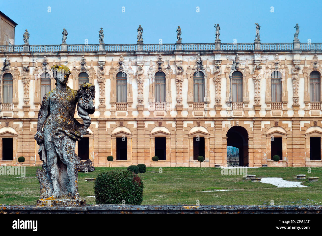 Italie, Vénétie, Piazzola sul Brenta, Villa Contarini par architecte Andrea Palladio, Sculpture Banque D'Images