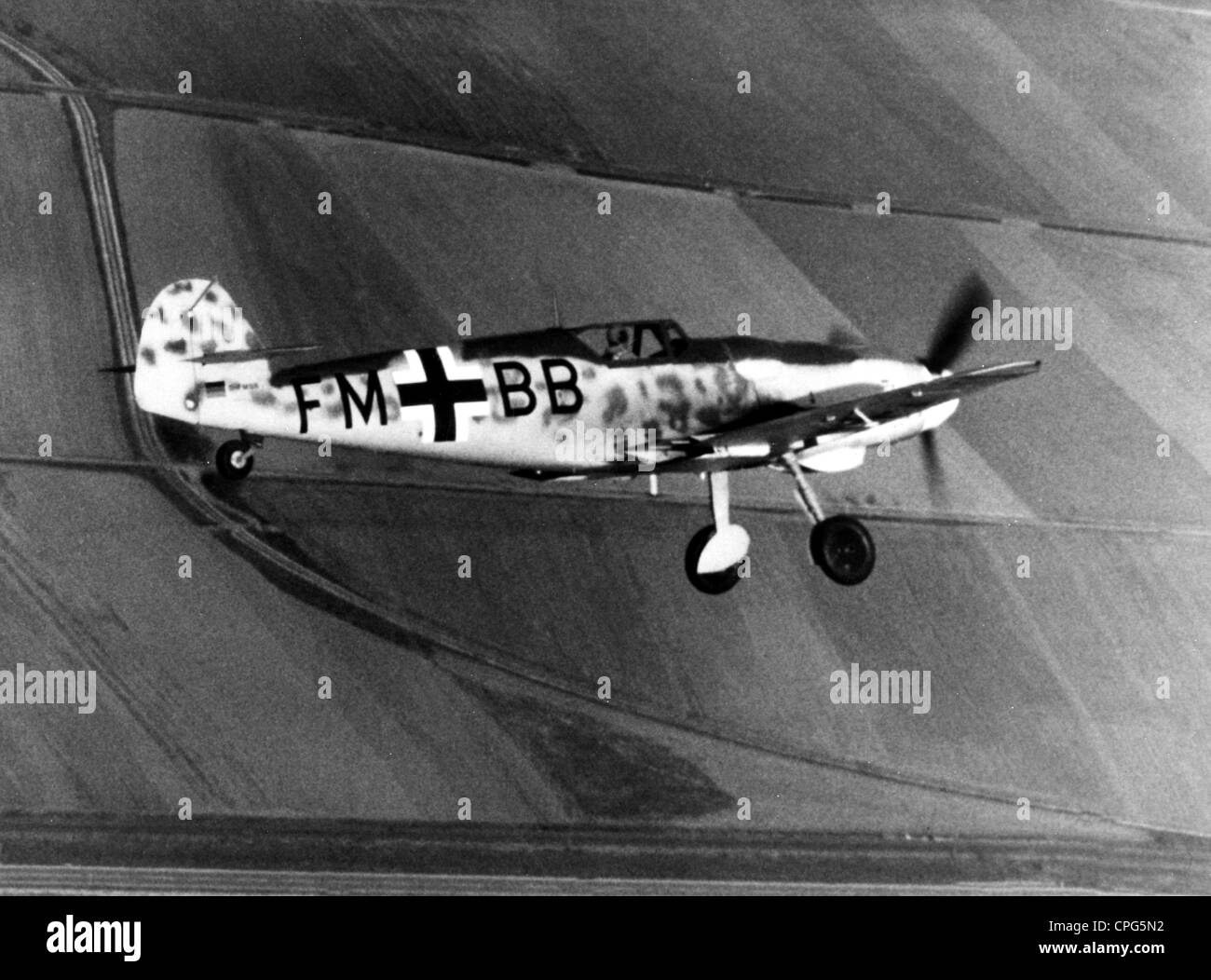 Transport / transport, aviation, avions de guerre, Allemagne, avion de chasse Messerschmitt BF 109 G-6 'FM+BB' de la Fondation Messerschmitt atterrissage, 1982/1983, droits additionnels-Clearences-non disponible Banque D'Images