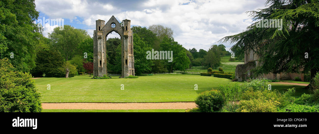 Les ruines et terrains de peu de Walsingham, abbaye, North Norfolk, England, UK Banque D'Images