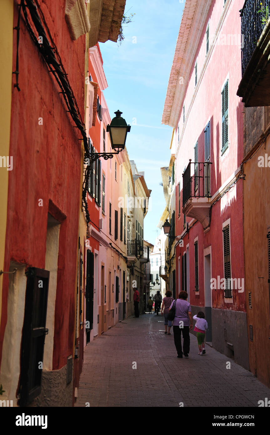 Ruelle de la vieille ville, Carrer del Portal de la Font, ciutadella de menorca, Minorque, Iles Baléares, Espagne Banque D'Images