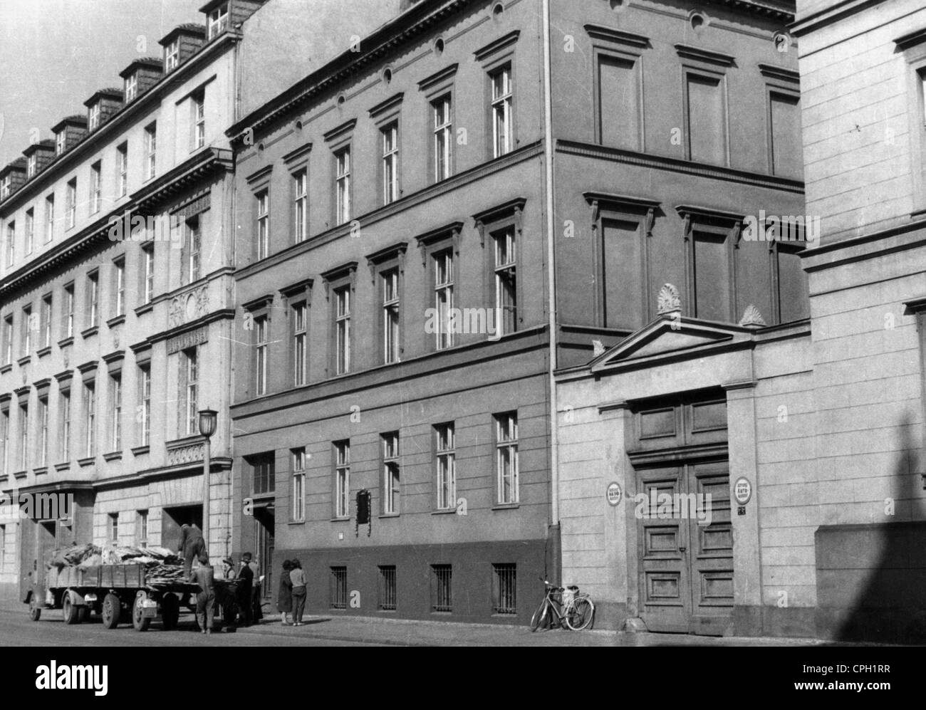 Géographie / voyage, Allemagne, Berlin, autorités, Office fédéral de la santé, Luisenstrasse 57, vue extérieure, années 1950, , droits supplémentaires-Clearences-non disponible Banque D'Images