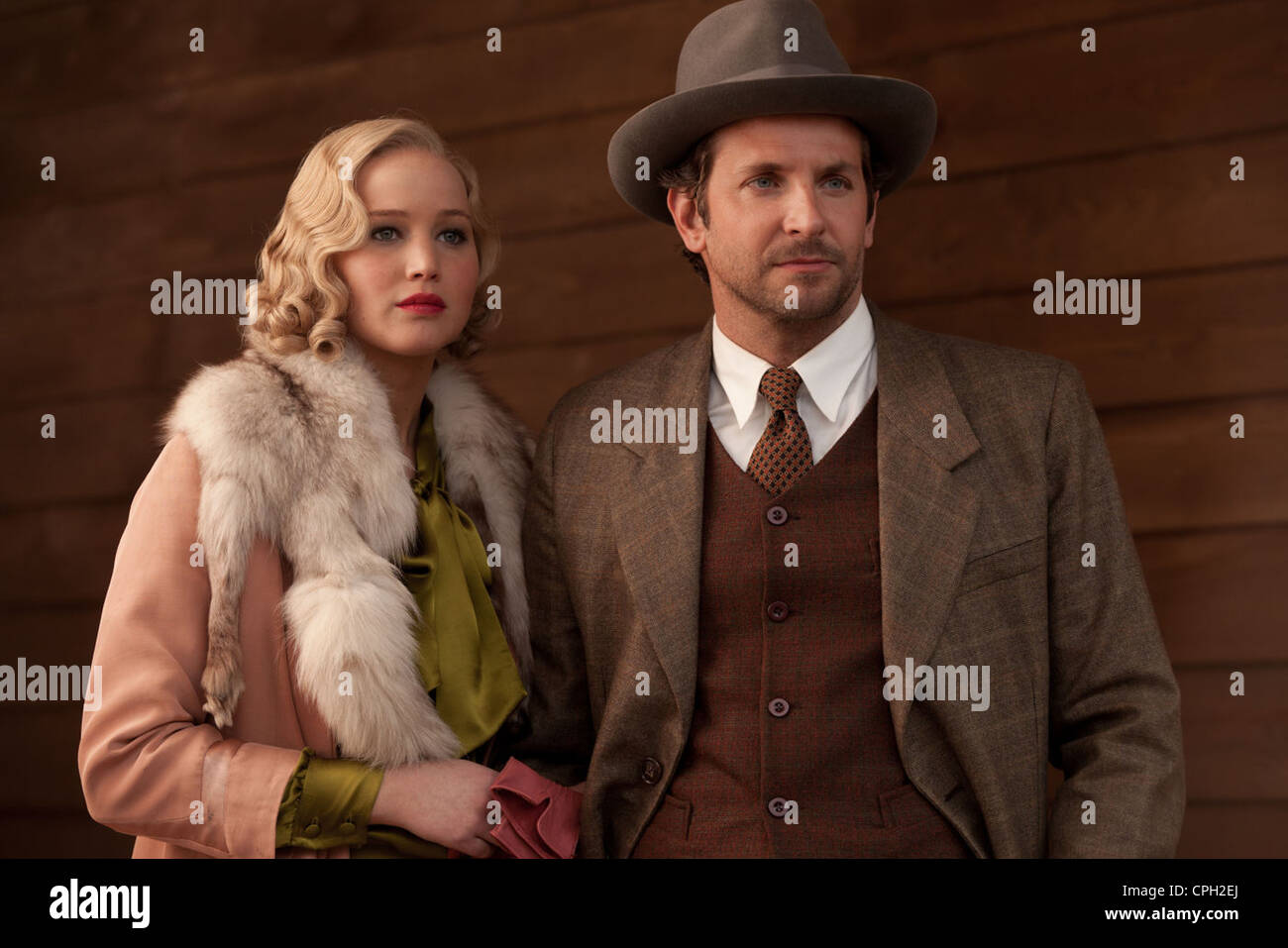 SERENA (2013) JENNIFER LAWRENCE, BRADLEY COOPER, Susanne Bier (DIR) 001 COLLECTION MOVIESTORE LTD Banque D'Images