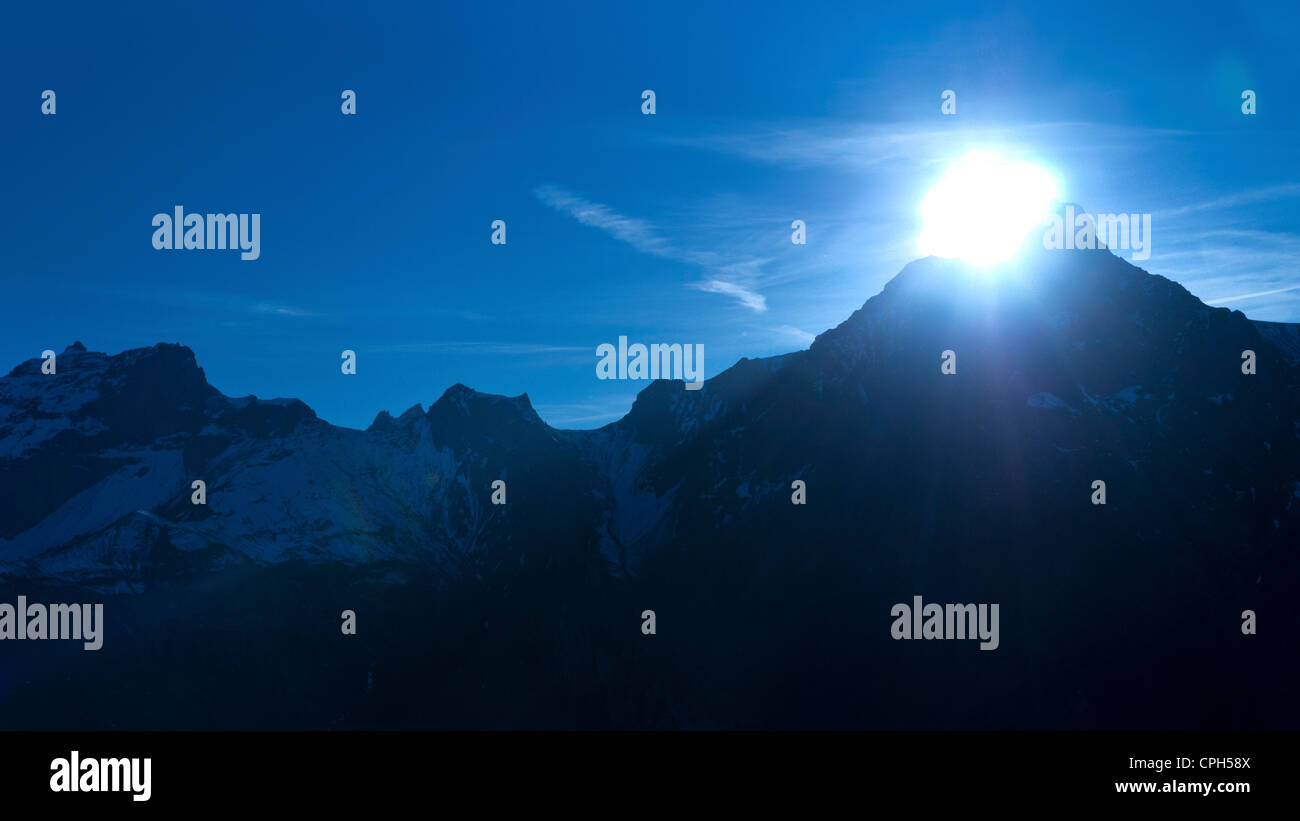 Aabeberg, Alpen, chaîne de montagne, soleil, coucher de soleil, bleu, ciel, mountainscape, paysages de montagne, paysage de montagne, Alpes Bernoises, Berne Banque D'Images