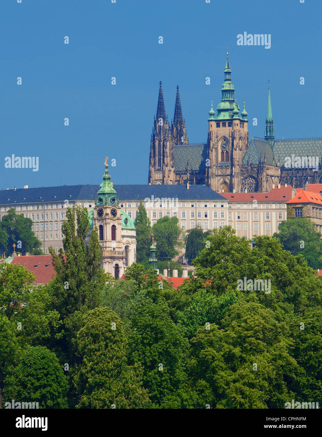 République tchèque, Prague - hradcany castle, st. Cathédrale Saint-Guy, St Nicholas church. Banque D'Images