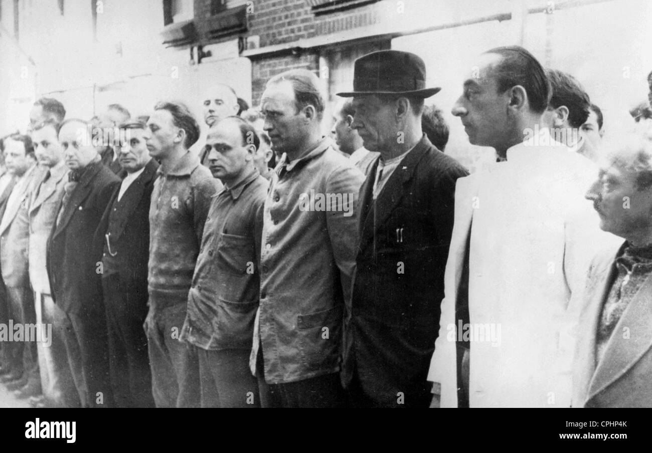 Immigrants juifs allemands en Hollande, en état d'arrestation, à la suite de l'occupation des Pays-Bas, 4 juin 1940 (photo n/b) Banque D'Images