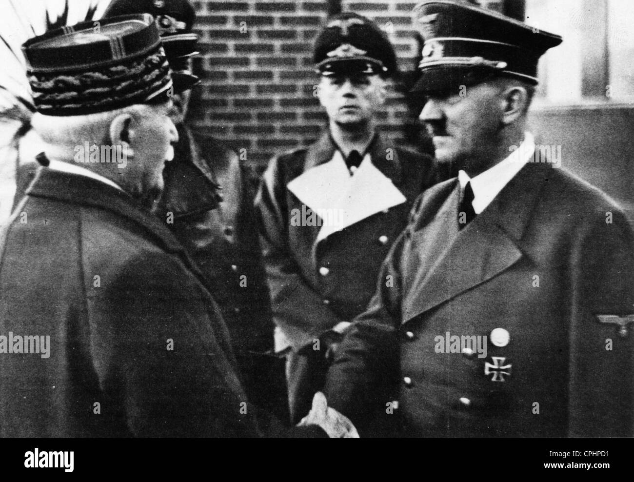 Message d'Adolf Hitler à Montoire, le maréchal Pétain en France, en 1940 (photo n/b) Banque D'Images