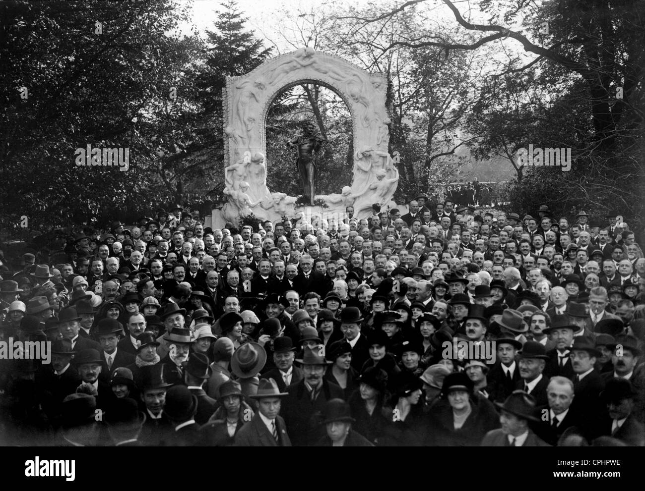 Cérémonie au monument de Johann Strauss à Vienne, 1925 Banque D'Images