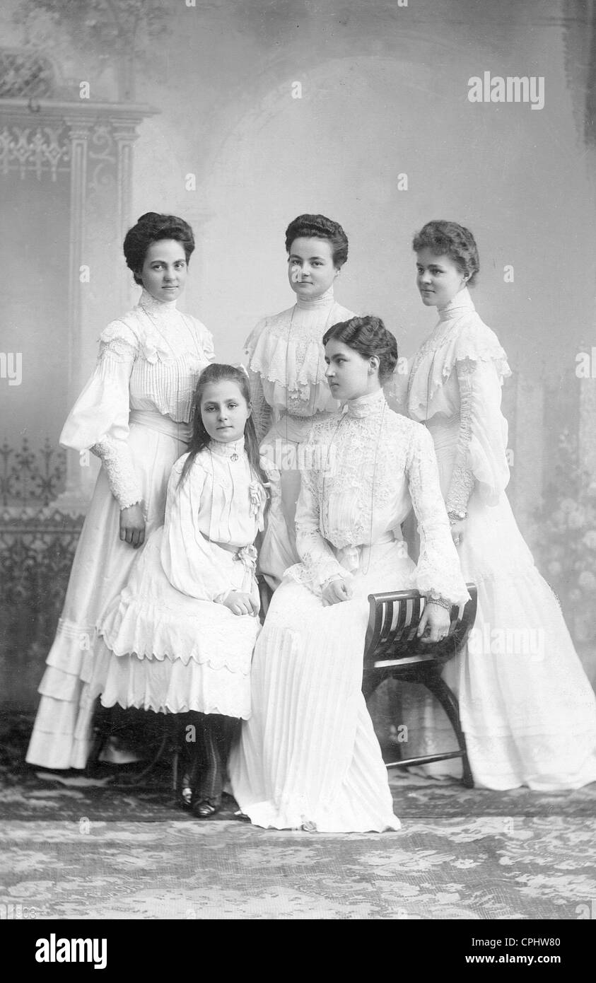 Grande-duchesse de Saxon-Weimar avec ses soeurs, 1903 Banque D'Images
