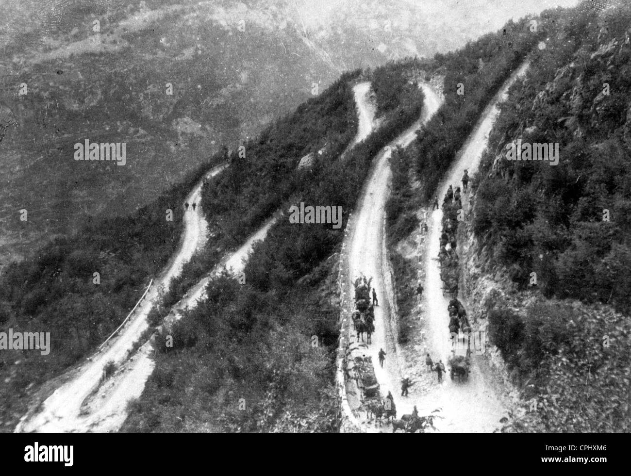 Dans Asticotal route de guerre italien, 1917 Banque D'Images