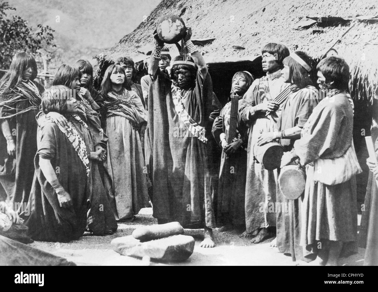 Cérémonie de mariage à l'Chuncho Indiens, 1932 Banque D'Images