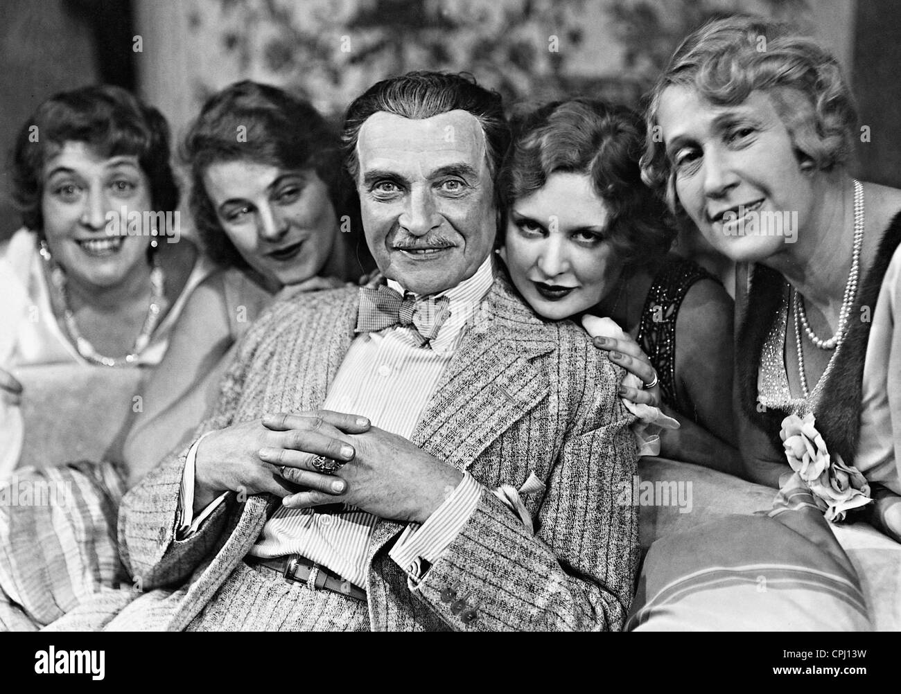 J. Therwig, Trude prison, Albert Bassermann, Karen Evans et Schiff, 1930 d'autre Banque D'Images