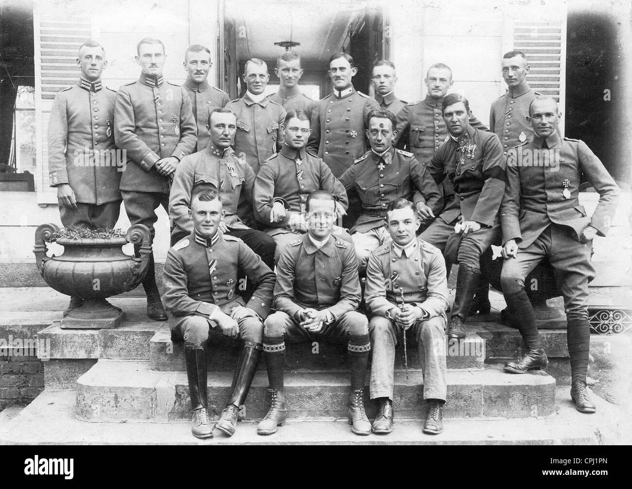 Karl Bodenschatz chez les pilotes de chasse de l'escadron de chasse "Boelcke', 1917 Banque D'Images