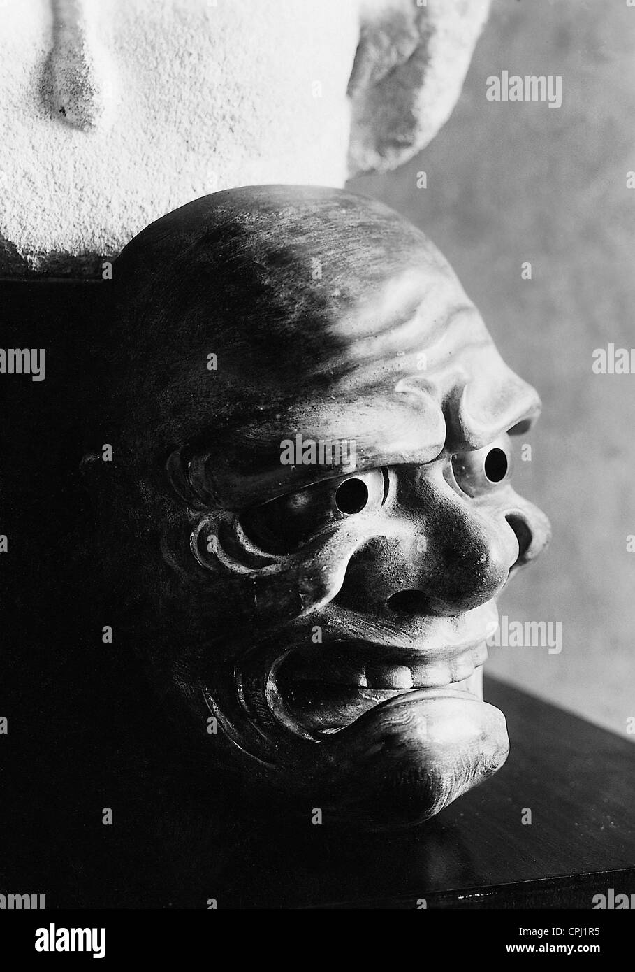 Masque de théâtre japonais, 1930 Banque D'Images