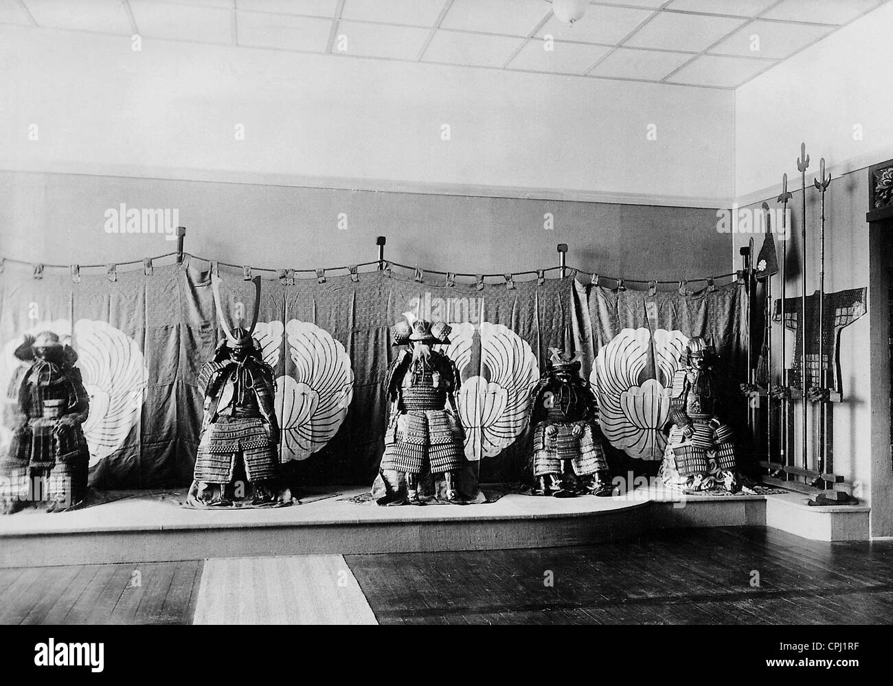 Armure de samouraï dans une exposition du Musée de Berlin des Arts et Métiers, 1937 Banque D'Images