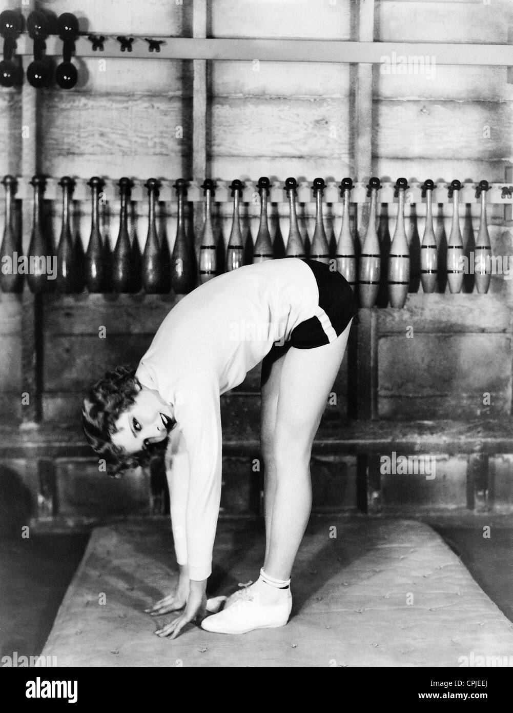 Jean Arthur dans la salle de sport Banque D'Images