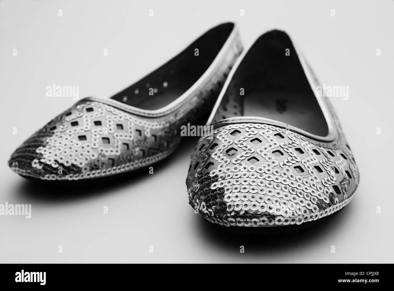 Paire de chaussures femme concepteurs de perles Banque D'Images