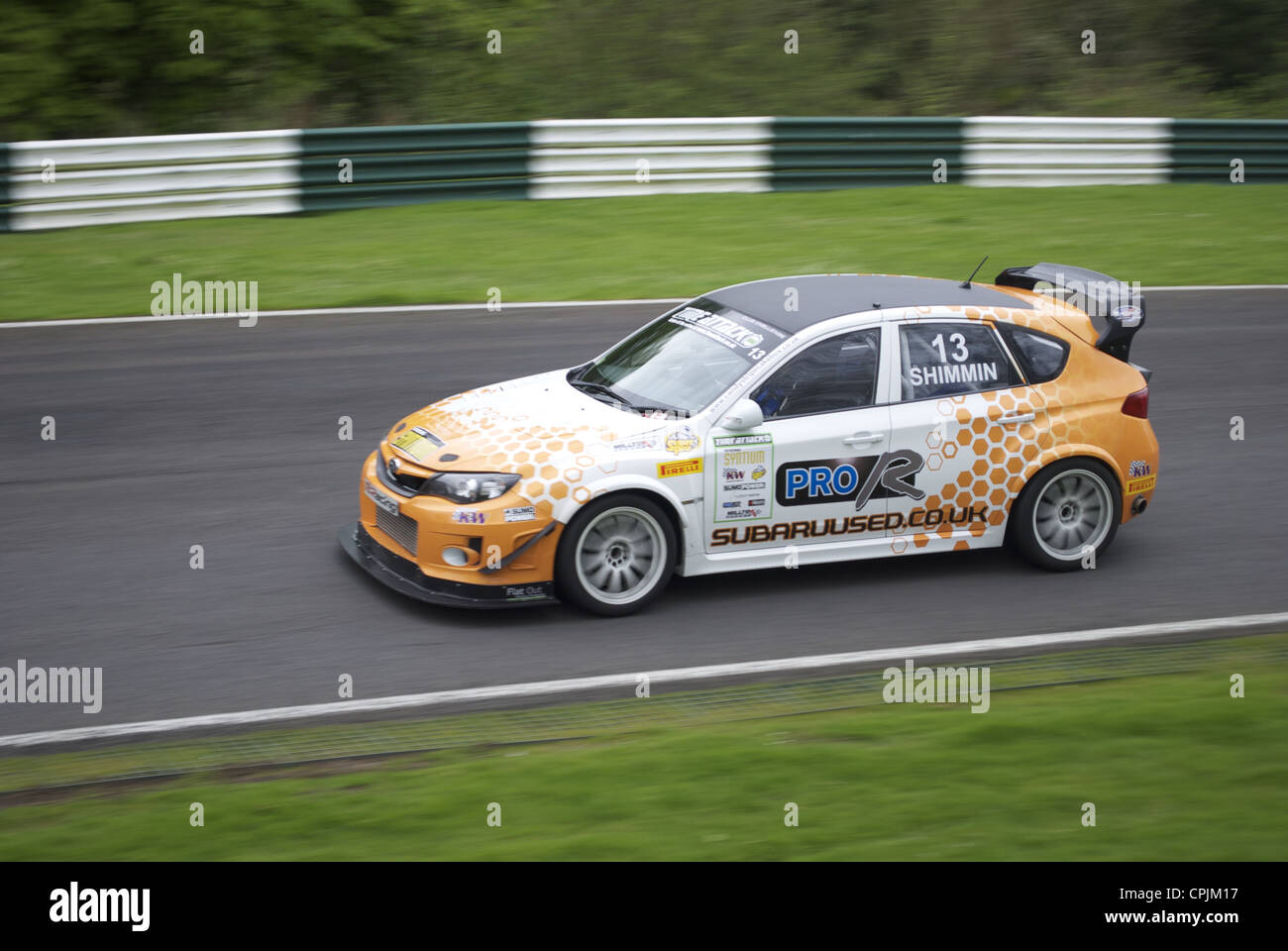 La Girafffff Pro R Subaru Impreza WRX Sti à Cadwell Park Time attaque Mai 2012 Banque D'Images