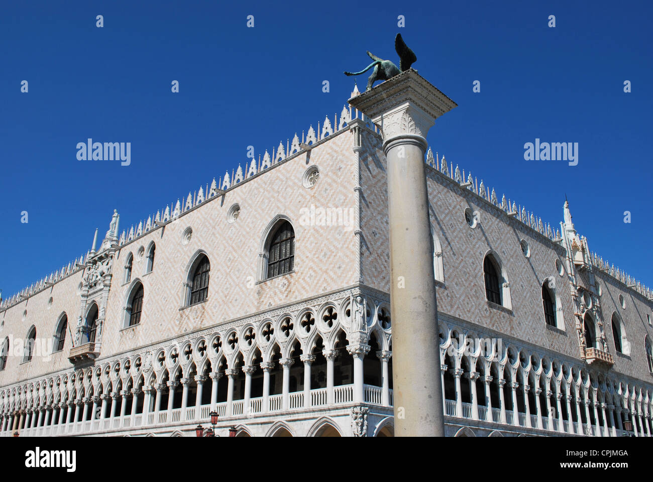 Du Palais des Doges sur la place Saint-Marc, Venise, Italie Banque D'Images