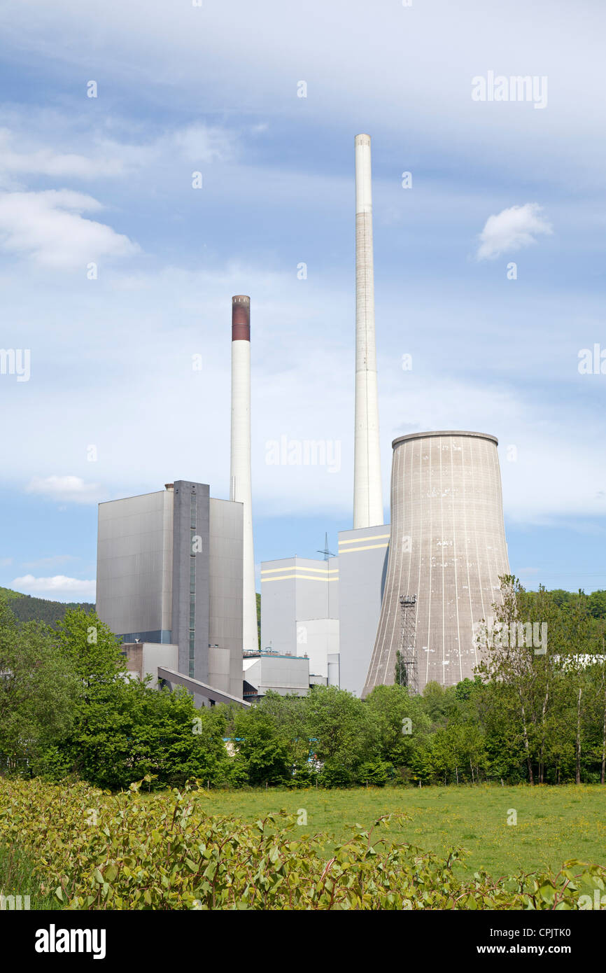 Werdohl-Elverlingsen power station, Sauerland, Rhénanie du Nord-Westphalie, Allemagne Banque D'Images Werdohl-Elverlingsen power station, Sauerland, Rhénanie du Nord-Westphalie, Allemagne Banque D'Images