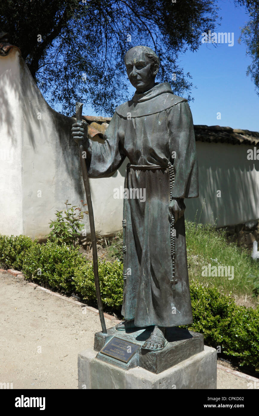 Statue de Père Junipero Serra, San Juan Bautista, Mission San Juan Bautista, California Banque D'Images