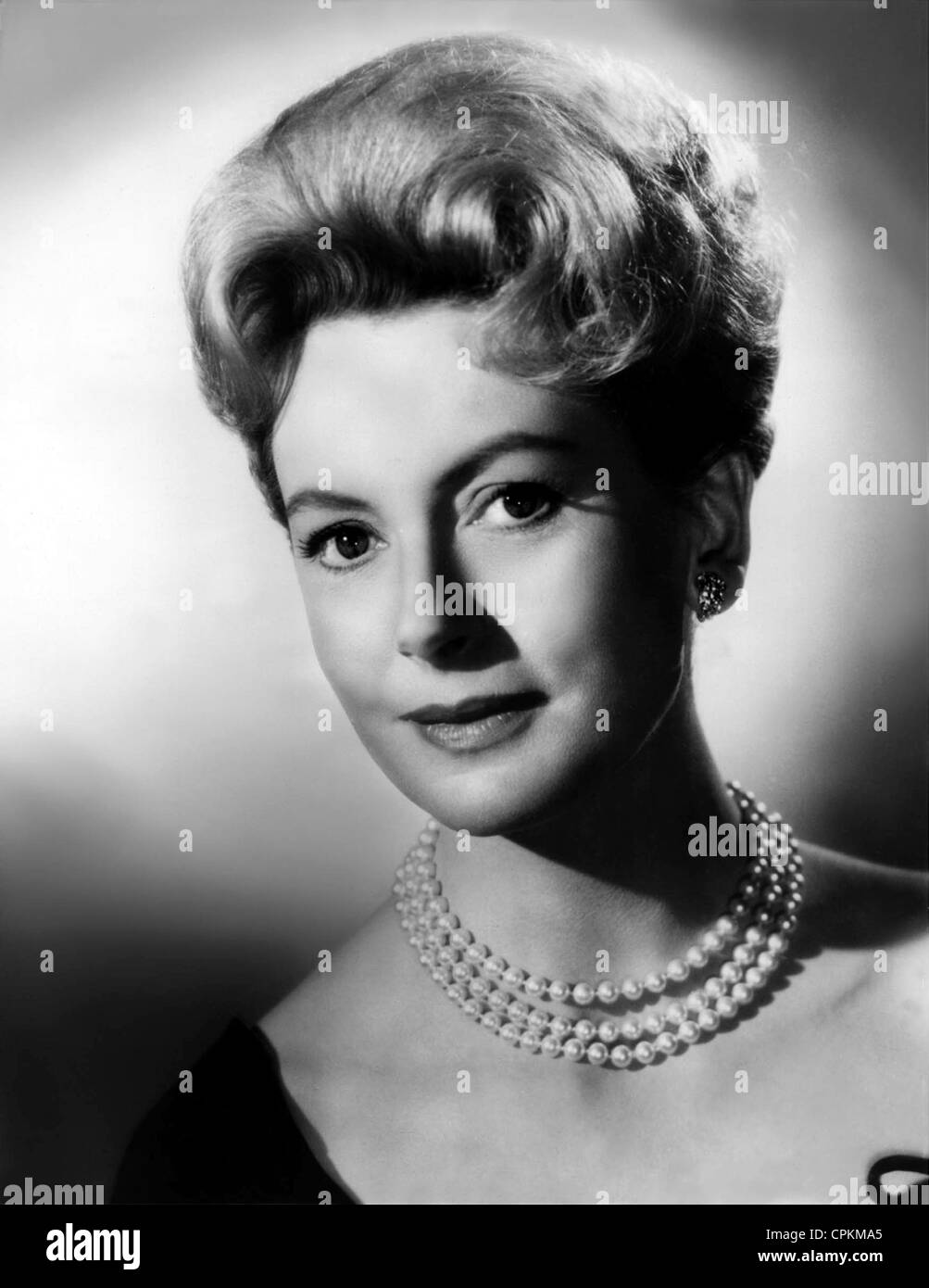 Un portrait en noir et blanc du film star Deborah Kerr repr sent