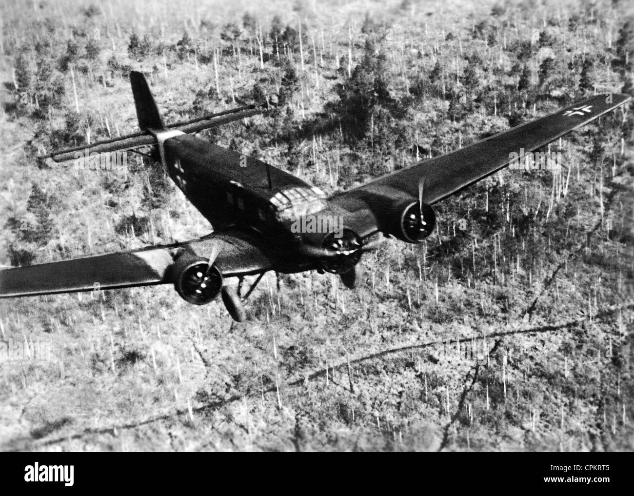 Avion de transport allemand Junkers Ju 52 sur l'avant Pâques, 1942 Banque D'Images