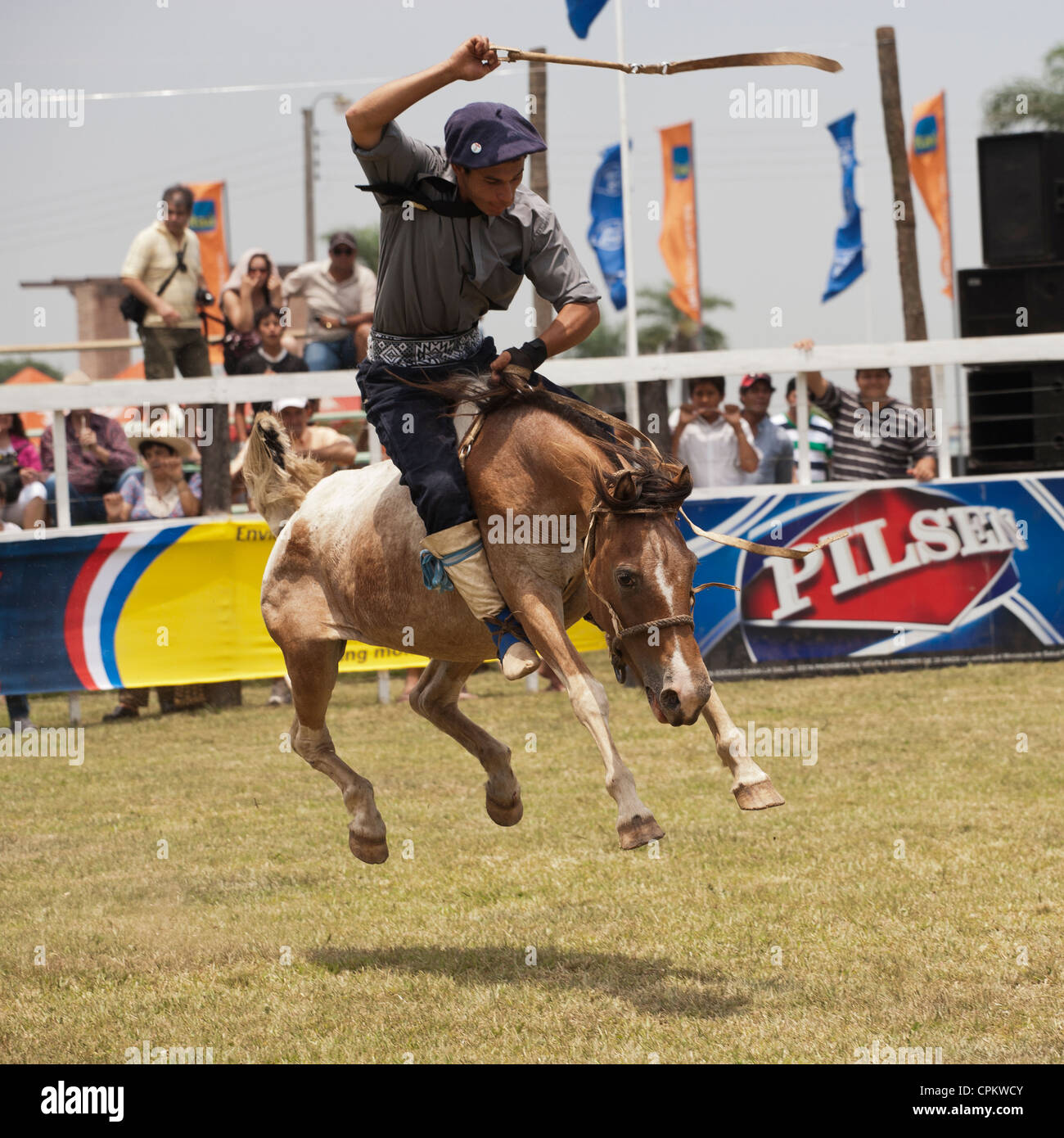 Horse cowboy festival folklore Doma Paraguay Banque D'Images