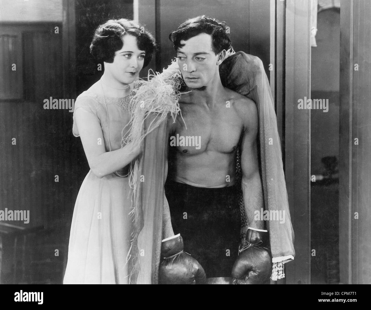 Buster Keaton Le Boxer 1926 Photo Stock Alamy Buster Keaton Le Boxer 1926 Photo Stock Alamy