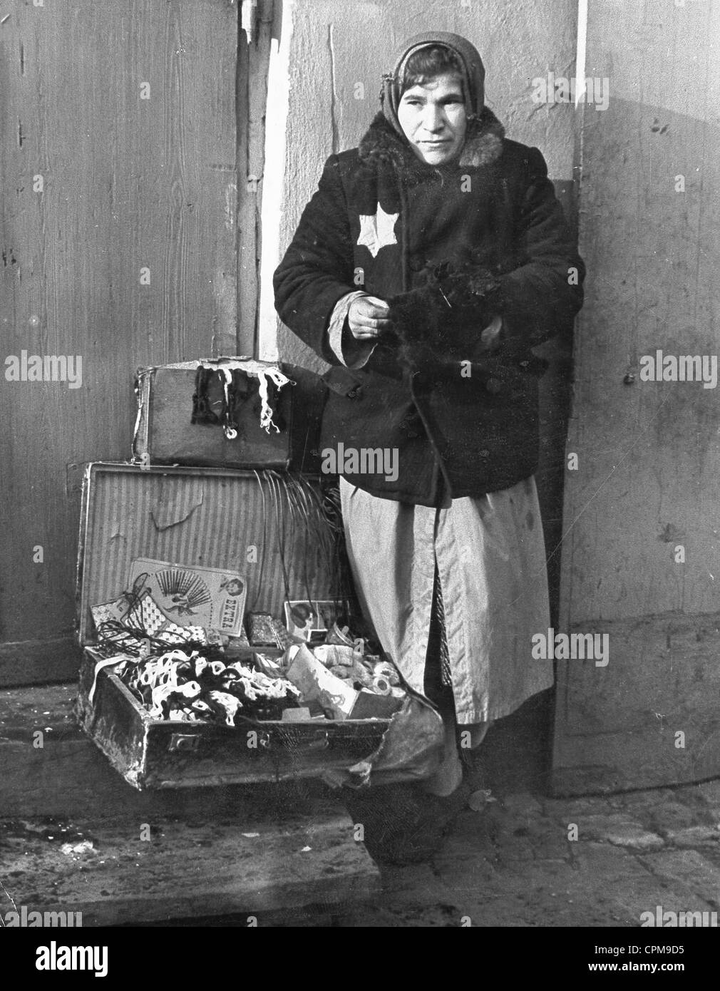 Femme juive avec foulard Banque de photographies et d’images à haute résolution Alamy